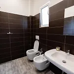 Agora Hotel *