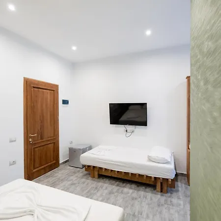 Agora Hotel