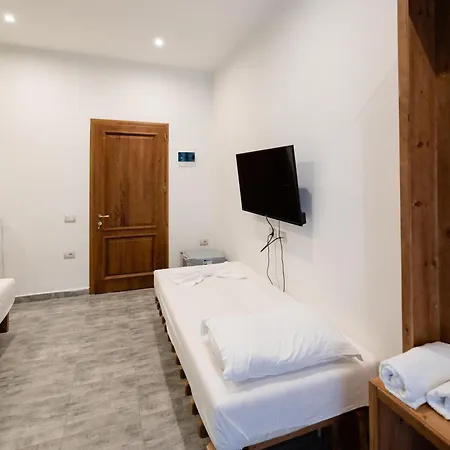 Agora Hotel