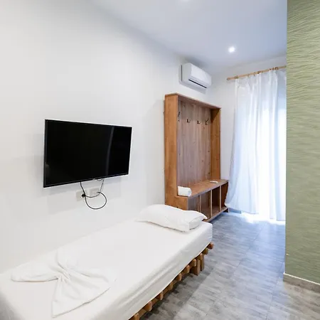 Hotel Agora